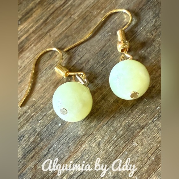 Lemon jade drops gold minimalist dangle  earrings - Picture 1 of 1